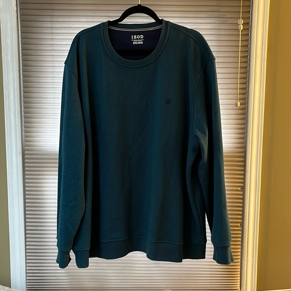 Great condition IZOD dressier sweatshirt. Size 3XL